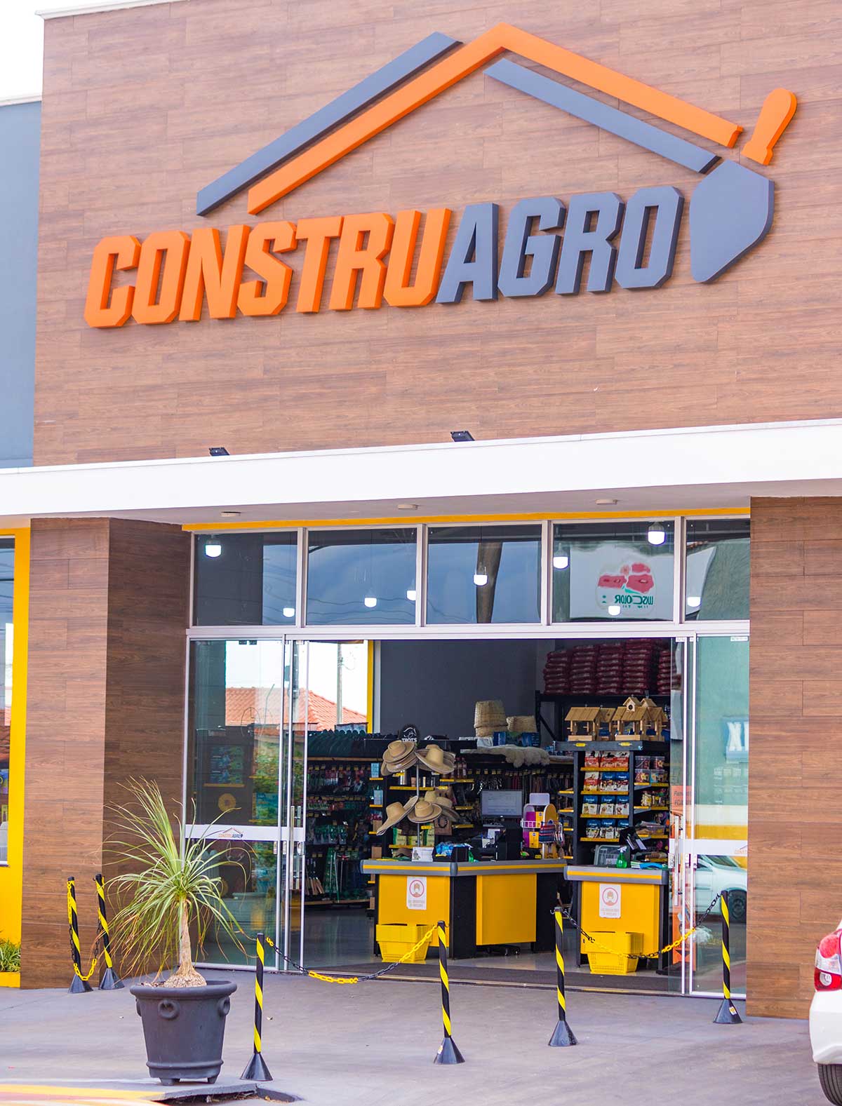 Frente da Loja ConstruAgro Manduri