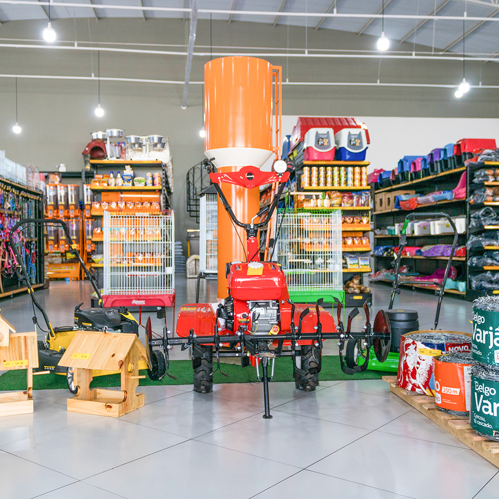 Interior da loja ConstruAgro Manduri